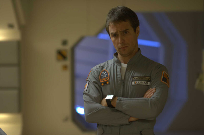 Sam Bell joué par Sam Rockwell qui est le seul acteur du film 