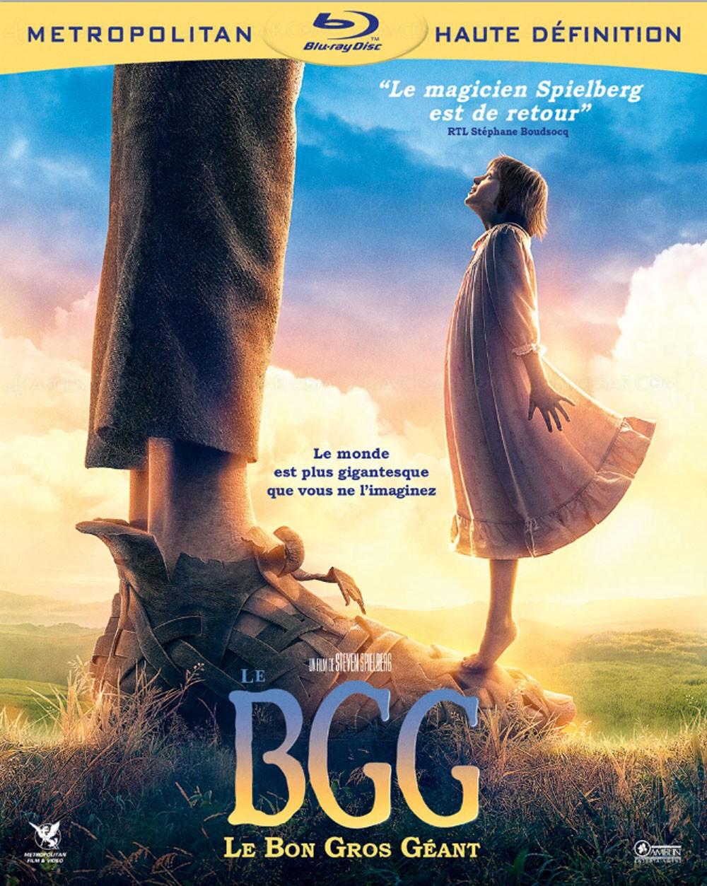 La pochette du BluRay qui montre la jeune Sophie qui regarde un géant hors cadre lié à sa grande taille. Le ciel est coloré et on a une vue sur la chaussure droite du géant sur laquelle se tient debout l'heroine