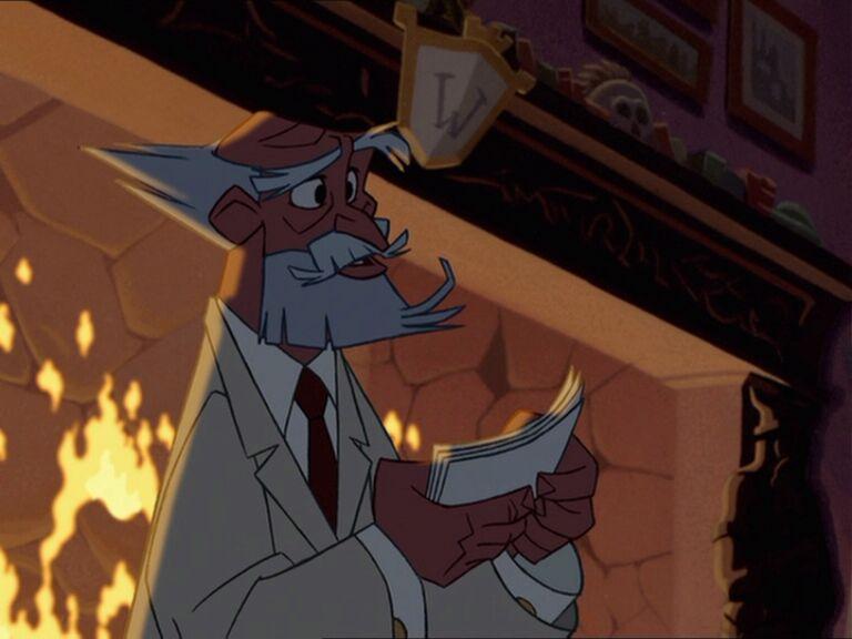 Le commanditaire de l'expédition, cheveux et barbe blanche, lisant son plan devant un feu de cheminée